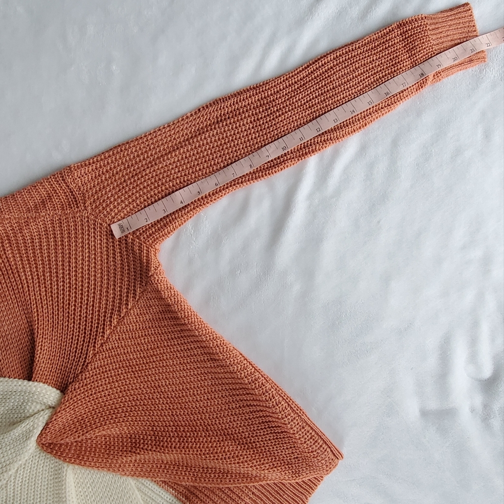Twist Front Color Block Reversable Knit Sweater - Picture 12 of 12